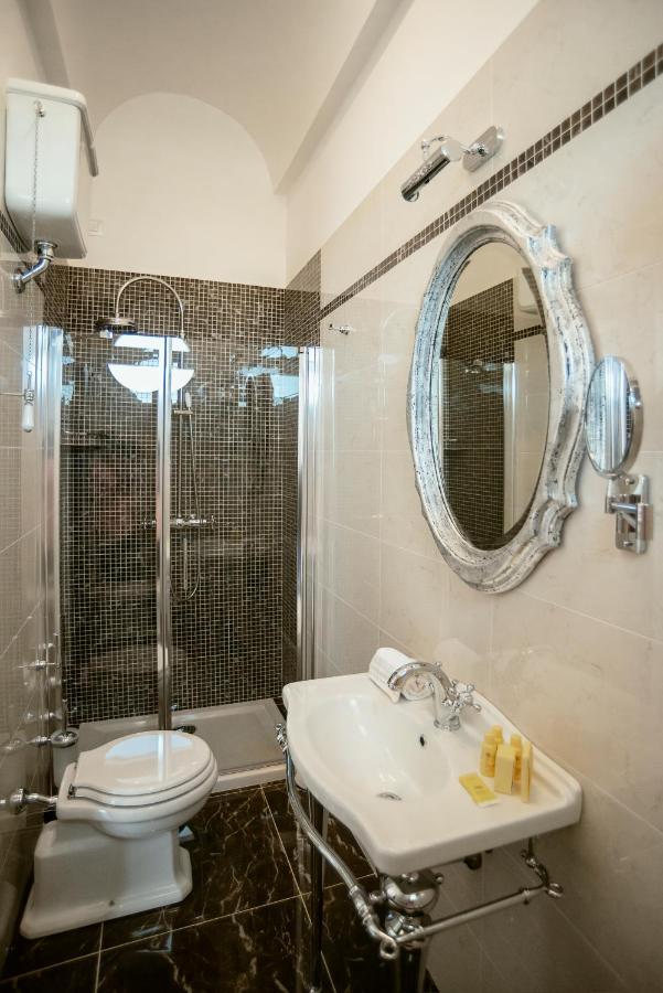 Coclee Suite Palace 萨尔维 外观 照片