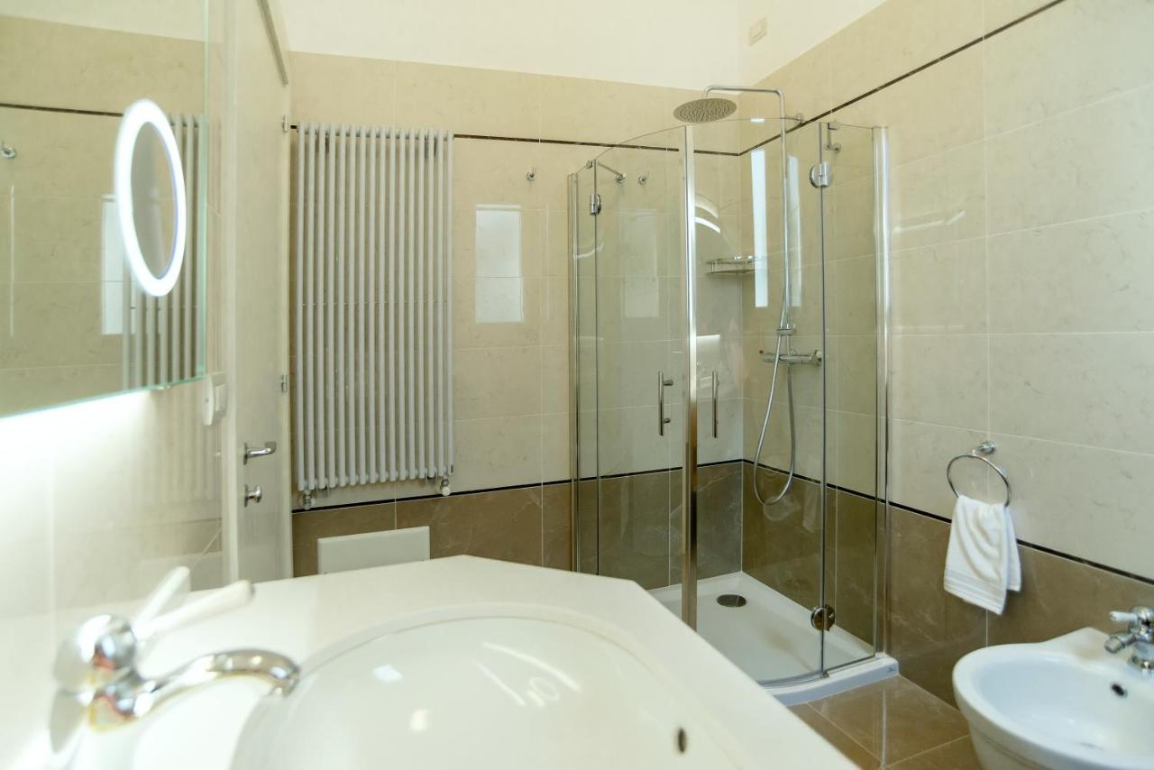 Coclee Suite Palace 萨尔维 外观 照片